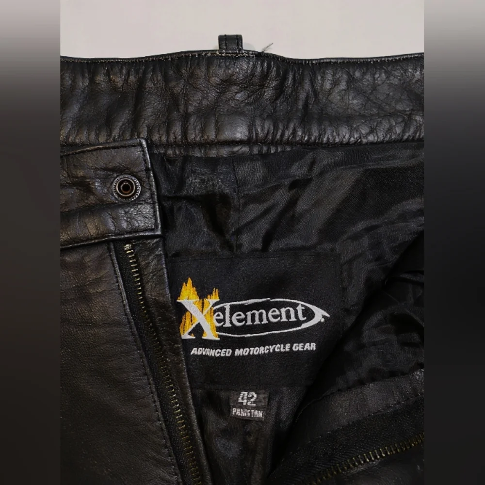Vintage Xelement Men’s Leather Motorcycle Pants 42 Black Straight Leg Cruiser St - Picture 3 of 8